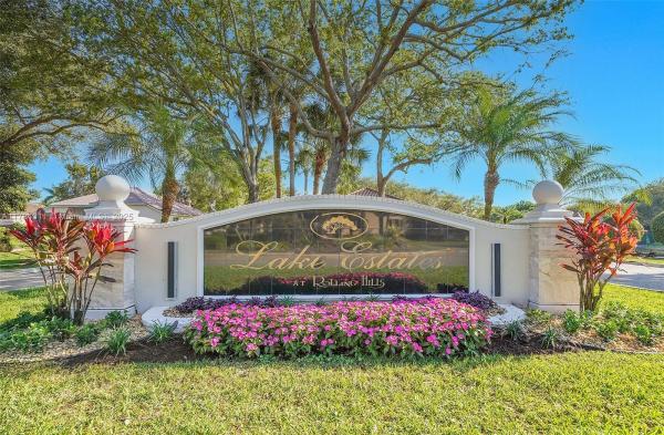 Rolling Hills Golf And Tennis Club, 4123 W Lake Estates Dr, Davie, Florida 33328, image 1