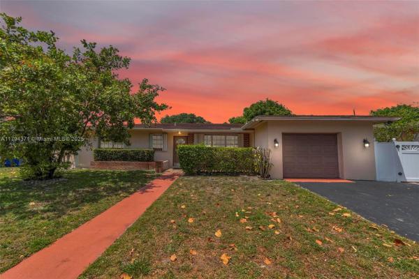 Boulevard Heights, 700 NW 76th Ave, Pembroke Pines, Florida 33024, image 1