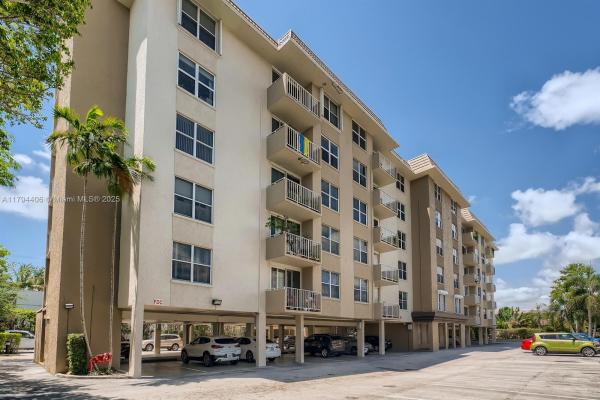 Mark 1, 1050 SE 15th St #307, Fort Lauderdale, Florida 33316, image 1