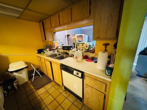 Park Place Townhomes, 5040 Elmhurst Rd #A, West Palm Beach, Florida 33417, image 3