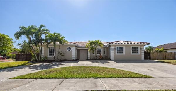 20530 SW 133rd Ct, Unincorporated Dade County, Florida 33177, image 2