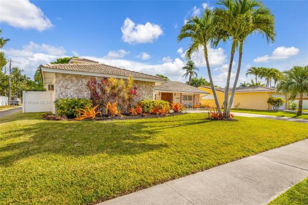 Hollywood Golf Estates, 1243 Funston St, Hollywood, Florida 33019, image 3
