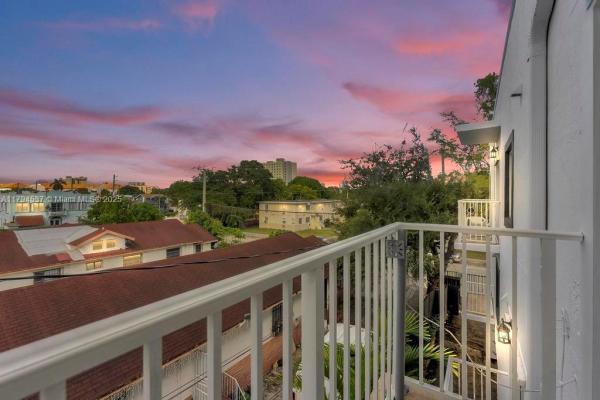 Brickell Riverview, 948 SW 3rd St #303, Miami, Florida 33130, image 1