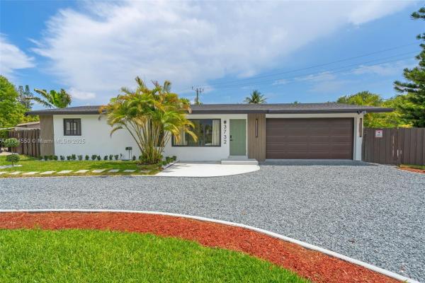 Fairfax Brolliar, 3732 SW 16th St, Fort Lauderdale, Florida 33312, image 1