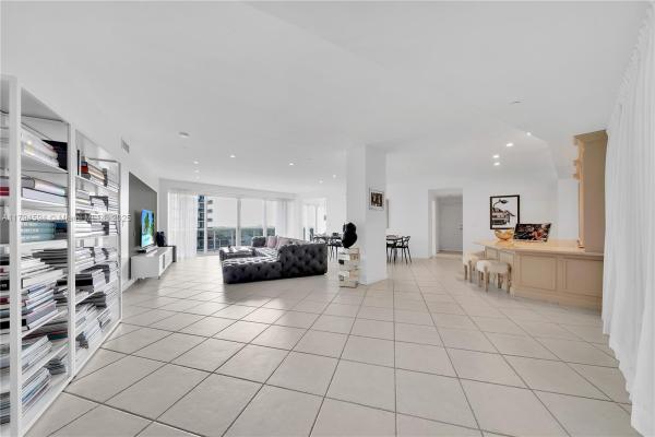 Majestic Tower At Bal Harbour, 9601 Collins Ave #809, Bal Harbour, Florida 33154, image 1