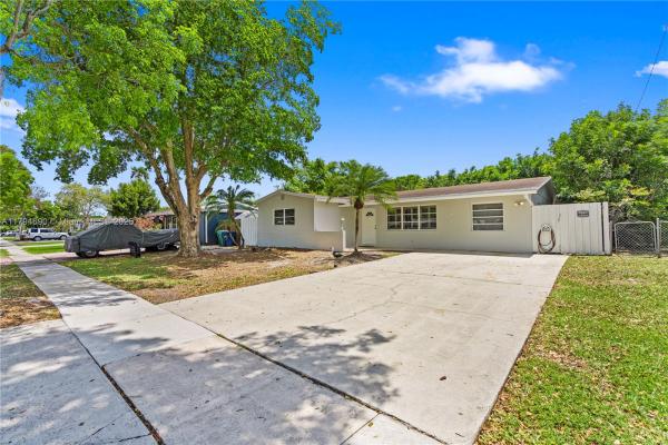 Summertime Isles, 9456 SW 52nd Ct, Cooper City, Florida 33328, image 1