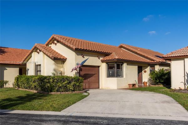 Pasadena Pool Homes At Pembroke Lakes South, 540 SW 113th Ter, Pembroke Pines, Florida 33025, image 1