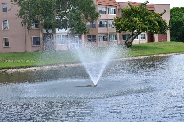 Sunrise Lakes 3, 9900 Sunrise Lakes Blvd #309, Sunrise, Florida 33322, image 2