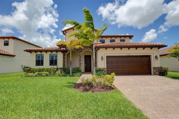Kingman Commons, 2575 SE 2nd St, Homestead, Florida 33033, image 2