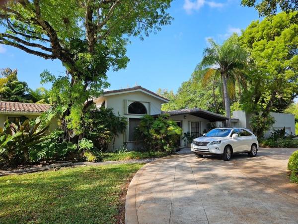 Nelson Homesites, 6700 SW 64th St, South Miami, Florida 33143, image 1