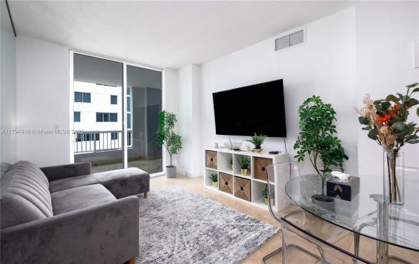 The Sail On Brickell, 170 SE 14th St #2708, Miami, Florida 33131, image 1