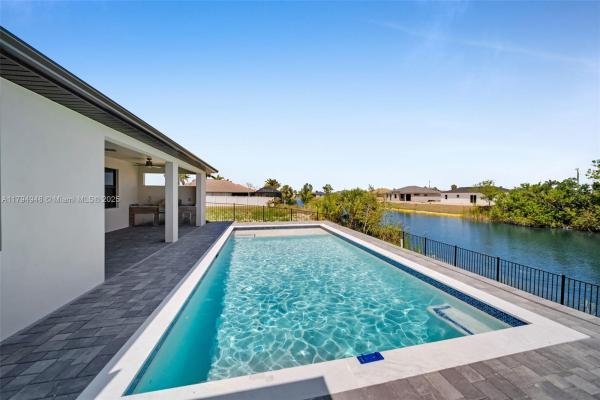 Cape Coral, 1427 NW 17th St, Cape Coral, Florida 33993, image 1