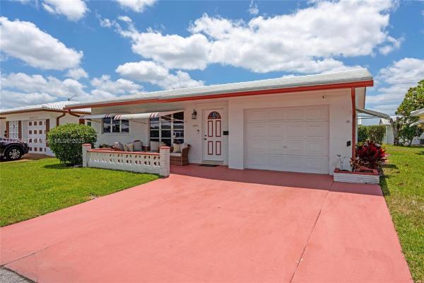 Fairhaven 11, 5803 NW 84th Ave, Tamarac, Florida 33321, image 2