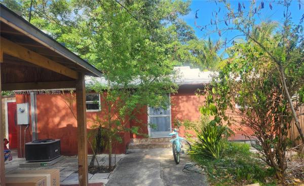 9407 NW 4th Ave, Unincorporated Dade County, Florida 33150, image 1
