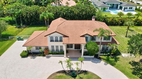 Brooks Estates, 12360 SW 1st St, Plantation, Florida 33325, image 2