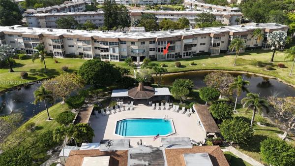 Walnut Gardens, 4700 NW 35th St #408, Lauderdale Lakes, Florida 33319, image 1