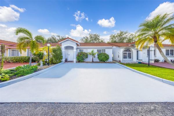 8255 NW 186th St #1002, Hialeah, Florida 33015, image 1