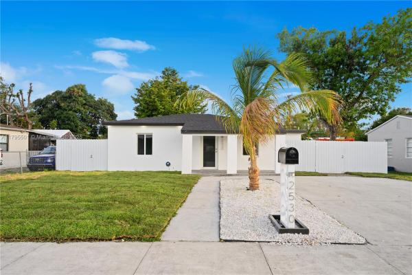 Biscayne River Gardens, 2530 NW 155th St, Miami Gardens, Florida 33054, image 2