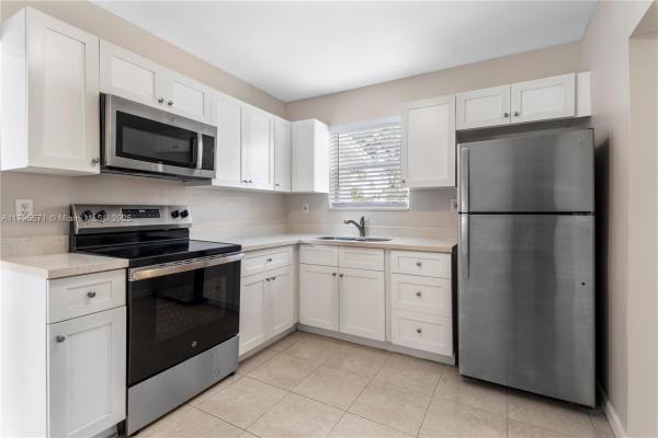 Boulevard Heights, 351 N 65th Ter, Hollywood, Florida 33024, image 3