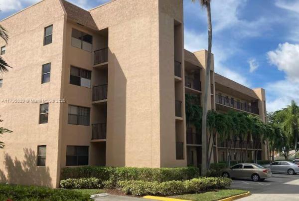 Sunrise Lakes 4, 2901 N Nob Hill Rd #101, Sunrise, Florida 33322, image 1