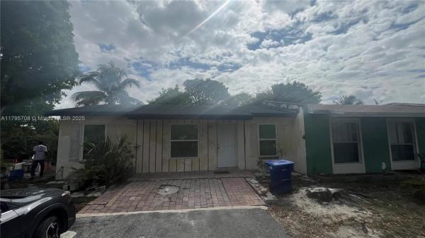 Leslie Estates, 19585 NW 29th Ct, Miami Gardens, Florida 33056, image 1