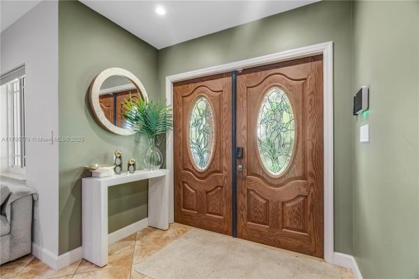 Tropical Estates, 5130 SW 99th Ave, Olympia Heights, Florida 33165, image 2