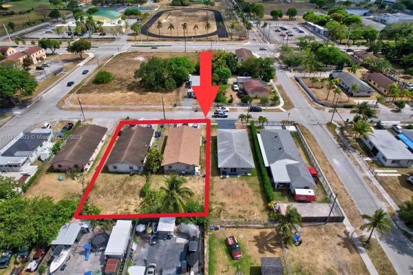 11477 SW 215th St, Unincorporated Dade County, Florida 33189, image 1