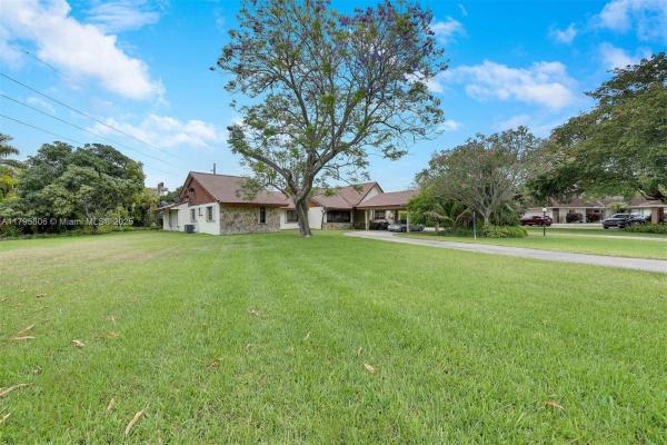 Kings Creek North, 7850 SW 83rd Ct, Glenvar Heights, Florida 33143, image 3