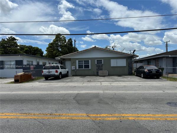 Ingleside Park, 4776 E 10th Ave, Hialeah, Florida 33013, image 1