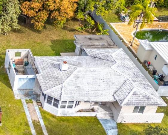 Griffing Biscayne Park Estates, 739 NE 111th St, Biscayne Park, Florida 33161, image 1