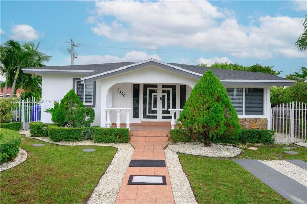 Hills Trail Grove, 5200 SW 4th St, Miami, Florida 33134, image 3
