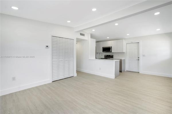Broward Manor, 3140 NW 3rd St, Lauderhill, Florida 33311, image 3