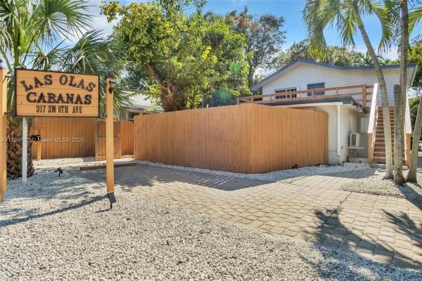 Waverly Place, 317 SW 9th Ave, Fort Lauderdale, Florida 33312, image 1