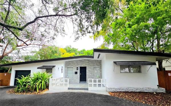585 NE 138th St, Miami, Florida 33161, image 1