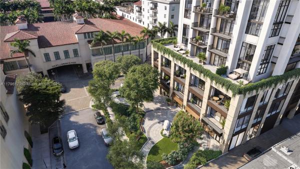 4241 Aurora St #701, Coral Gables, Florida 33146, image 2