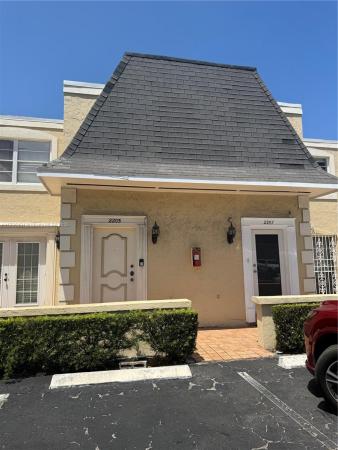 Venetian Park, 2207 NE 7th St #16, Hallandale Beach, Florida 33009, image 1