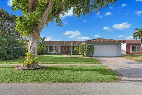 Hollywood Hills, 4715 Roosevelt St, Hollywood, Florida 33021, image 1