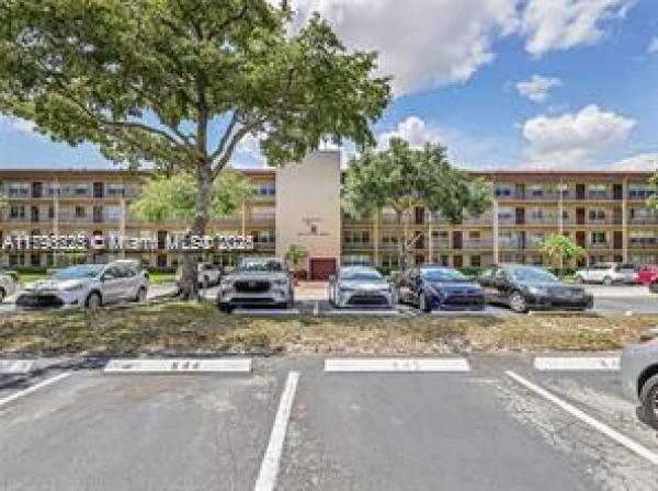 Kingsley At Century Village, 850 SW 133rd Ter #312B, Pembroke Pines, Florida 33027, image 1