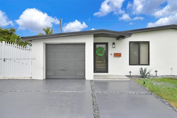 Palm Springs North, 18301 NW 82nd Ct, Hialeah, Florida 33015, image 2