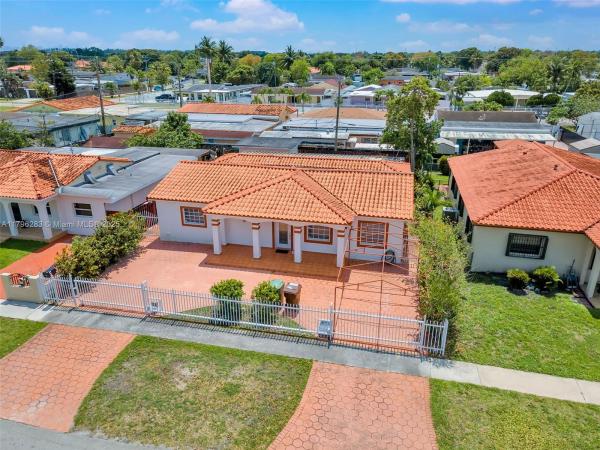 Ideal Homes, 330 W 48th St, Hialeah, Florida 33012, image 1