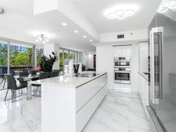 Mystic Pointe Tower 100, 19195 NE 36 Ct #201, Aventura, Florida 33180, image 1