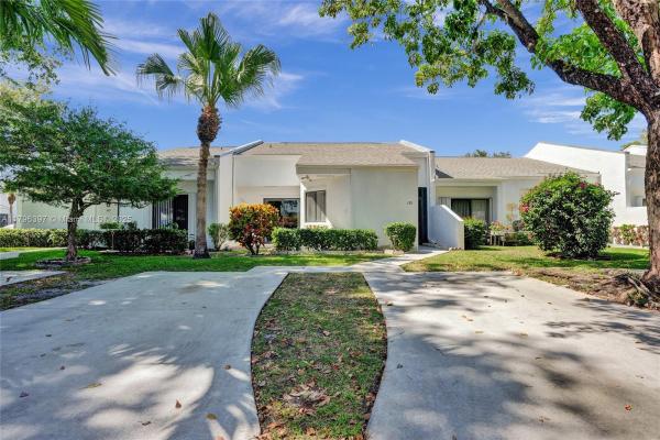 Lantern Walk, 155 Love Cres #155, Royal Palm Beach, Florida 33411, image 1