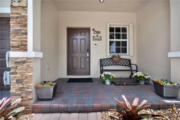 22429 SW 88th Path, Cutler Bay, Florida 33190, image 3