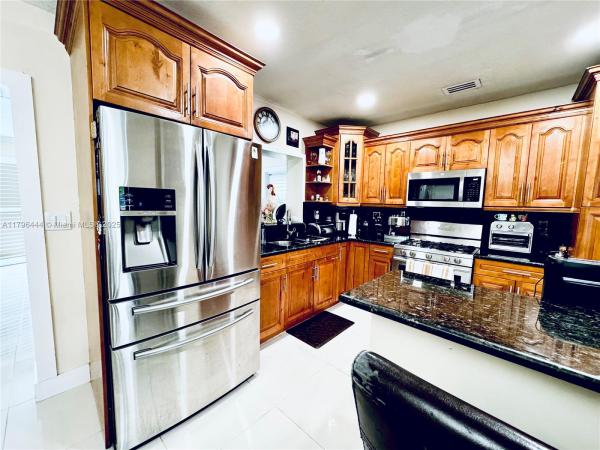 Westchester Residential, 1245 SW 85th Ave, Westchester, Florida 33144, image 2