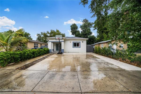 1793 NW 93rd Ter, Unincorporated Dade County, Florida 33147, image 1