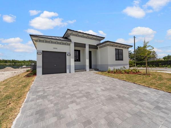 18914 SW 316 Ter, Unincorporated Dade County, Florida 33030, image 1