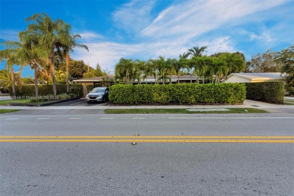 Coral Ridge Galt, 2808 Middle River Dr, Fort Lauderdale, Florida 33306, image 1