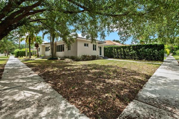 Country Club Estates, 500 Oakwood Dr, Miami Springs, Florida 33166, image 3