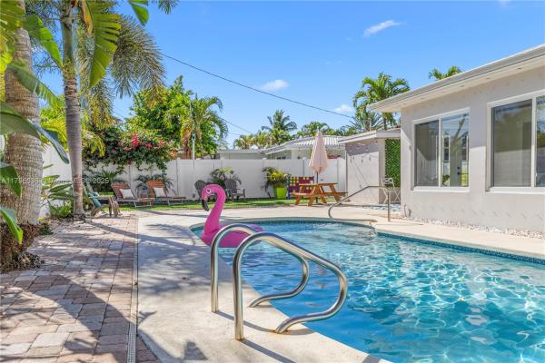 Eastway Park, 1116 SE 13th Ct, Deerfield Beach, Florida 33441, image 1