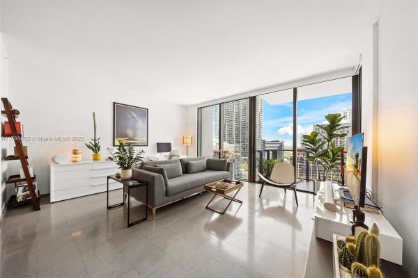 Reach Brickell City Centre, 68 SE 6th St #1708, Miami, Florida 33131, image 2